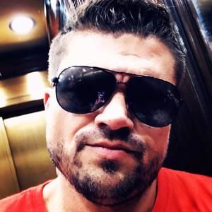 Meet your Posher, Eric